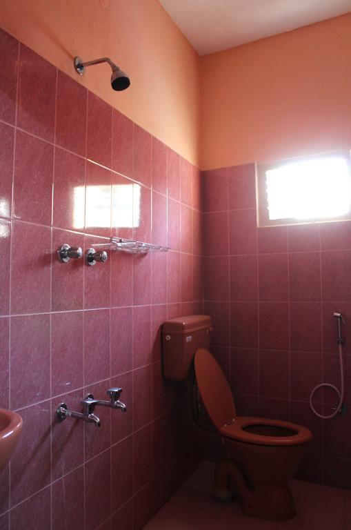 Vinodhara Guest House Махабалипурам Номер фото