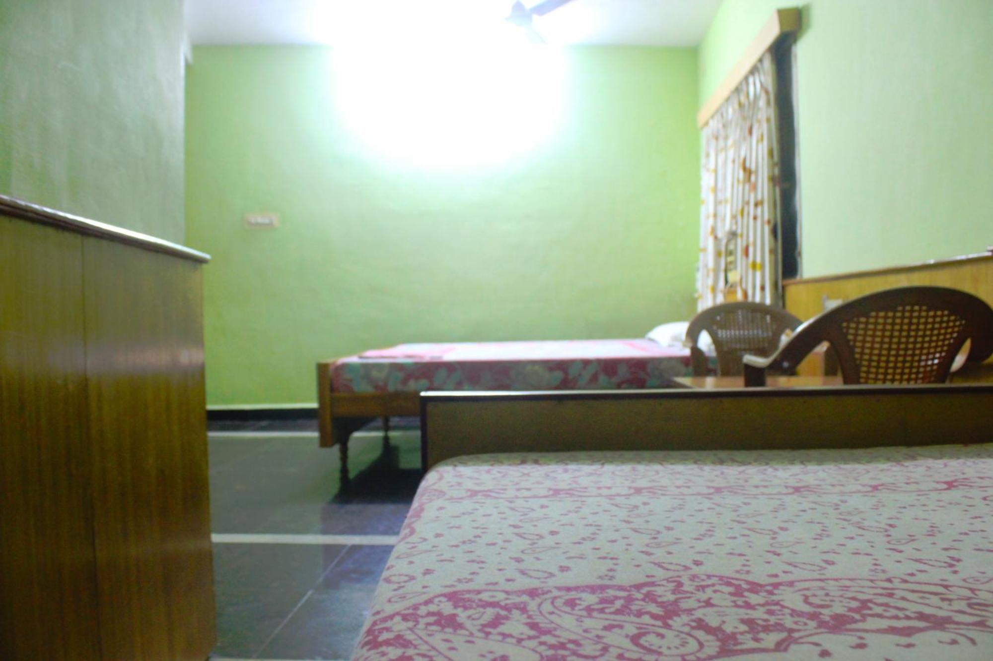 Vinodhara Guest House Махабалипурам Номер фото
